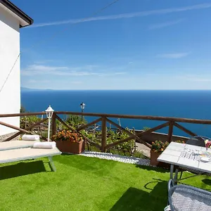  Сasa de vacaciones Holidays Perla D'amalfi Italia